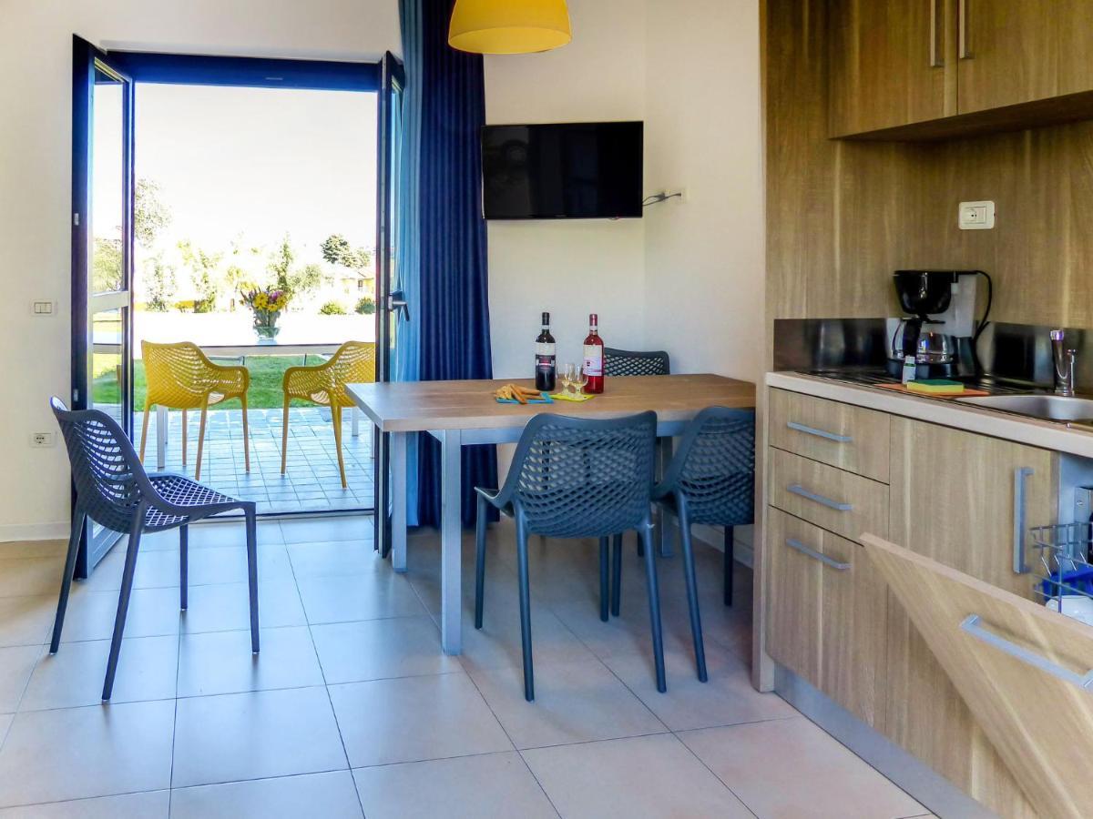 Apartment Belvedere Village-4 By Interhome Кастельнуово-дель-Гарда Экстерьер фото